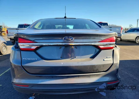 2017 Ford Fusion Se z USA, uszkodzony, nr VIN 3FA6P0HD7HR126810